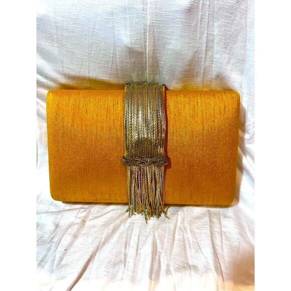 Gold and Silver Crossbody Bag with Chain Strap - Picture 5 of 7